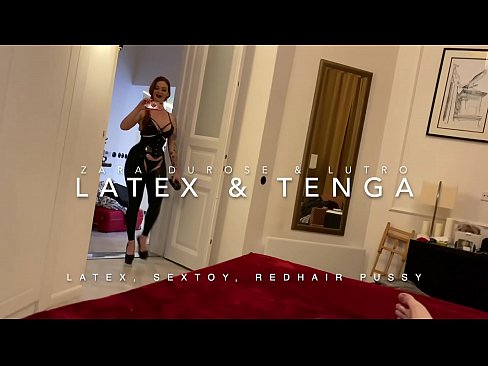 ❤️ Nwa nkịrịkọ na-acha uhie uhie yi uwe latex nke nnochi anya ❤️❌ Mmekọahụ